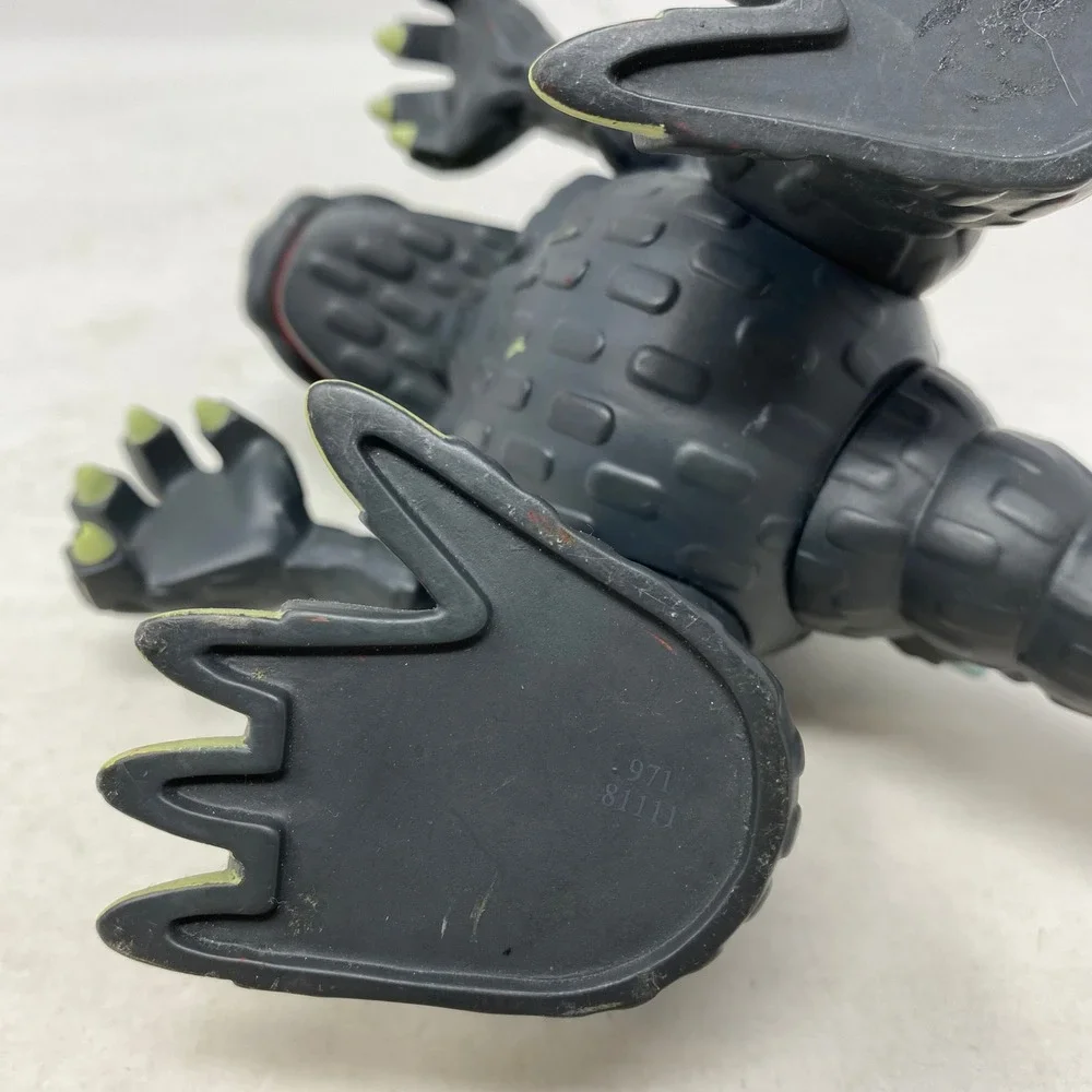 Bandai 2011 Godzilla Chibi‎ Figure Toho Dark Grey Vinyl Action Figure 81111